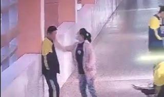 打扑克会发出什么声音 打扑克会发出什么声音